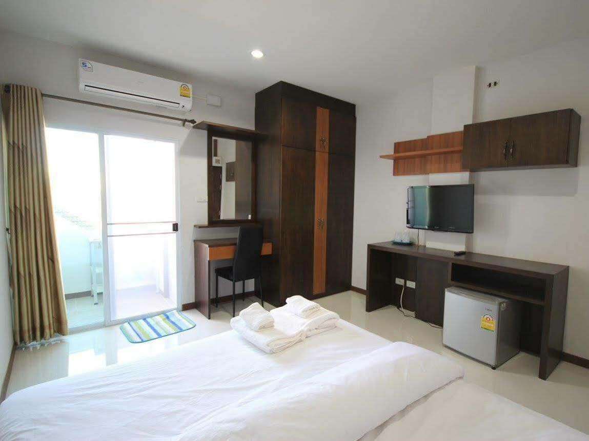 Siriwat Apartment Τσιάνγκ Μάι Εξωτερικό φωτογραφία